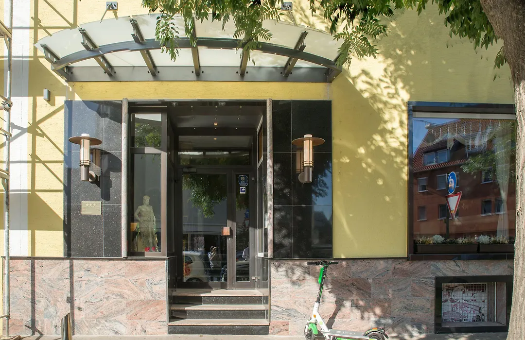 Aparthotel Astro - Nichtraucherhotel-1